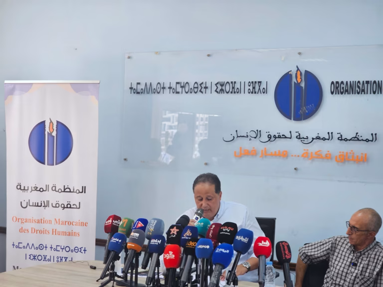 المنظمة المغربية لحقوق الإنسان: أوضاع صعبة للمهاجرين في سبتة وشبهات «تجويع» تستدعي التحقيق