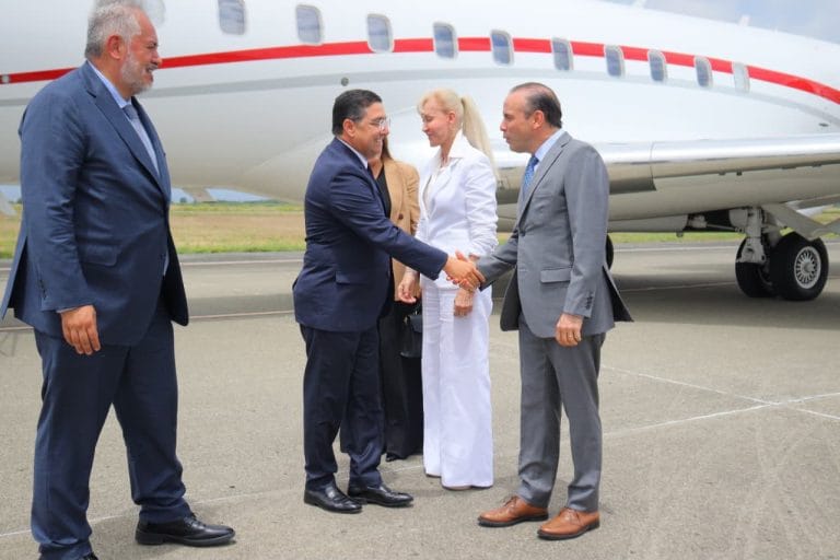 كولومبيا تعترف بسيادة المغرب على الصحراء وتطوي صفحة بترو