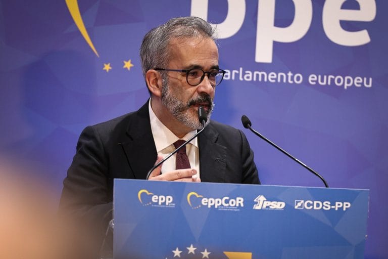 أزمة سبتة.. وزير خارجية البرتغال يصف جهود المغرب في احتواء الهجرة بـ”المثيرة للإعجاب”