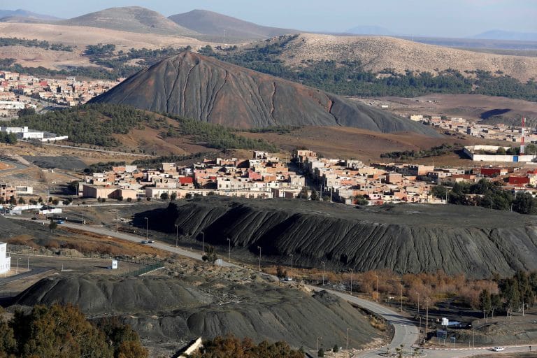 المغرب يطرح 8,2 مليون طن من مخلفات المناجم بجرادة وميدلت للاستغلال