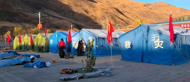 زلزال مدمر يضرب إقليم التبت بالصين: 16 قتيلاً وعشرات الجرحى 