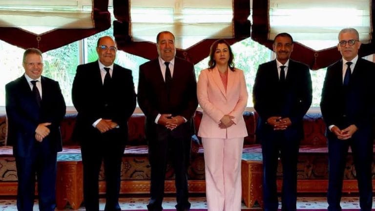 الاتحاد الاشتراكي يدخل الحكومة بخمس حقائب وزارية.. الصحة والتشغيل والصيد البحري وإصلاح الإدارة أبرز القطاعات
