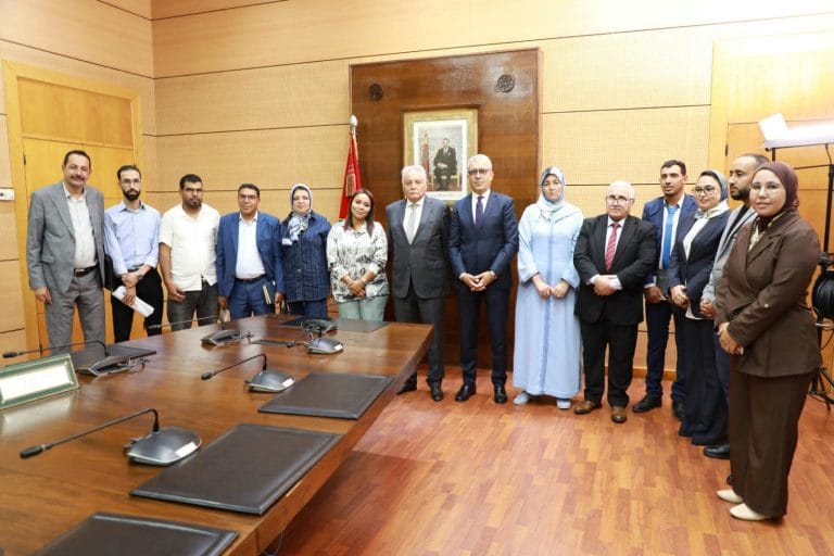نقابات التعليم الأولي تطالب بإجراءات ملموسة للإدماج وإنهاء الوساطة