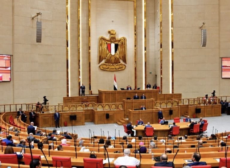 البرلمان المصري يوافق على تقديم دعم دفاعي إلى السعودية